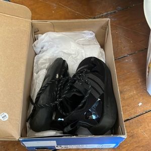 Adidas size 7 toddler sneakers gently worn